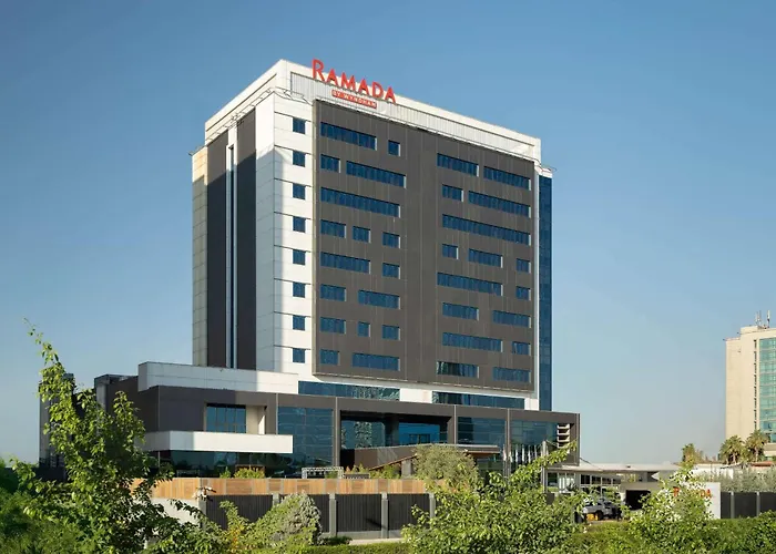 Ramada By Wyndham Erbil Gulan Street